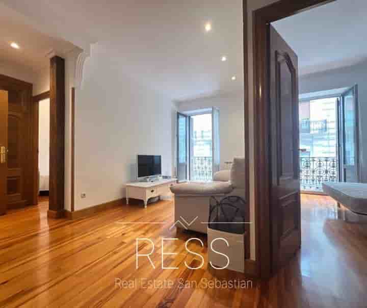 Apartamento para arrendar em Donostia-San Sebastián, Guipúzcoa