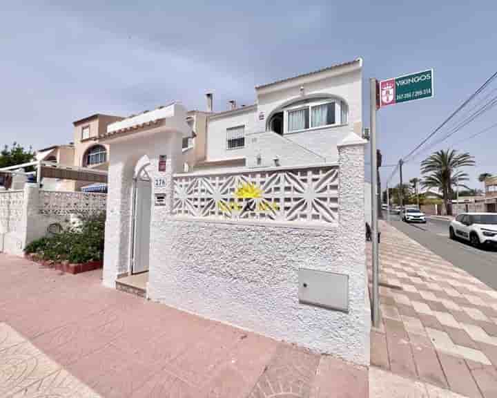 House for rent in Mil Palmeras