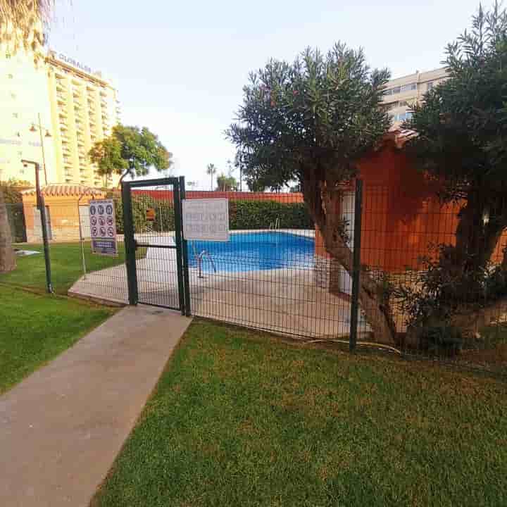 Apartamento para arrendar em Torreblanca del Sol