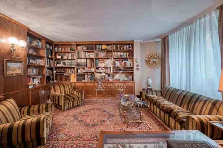 Apartment for sale in Madrid