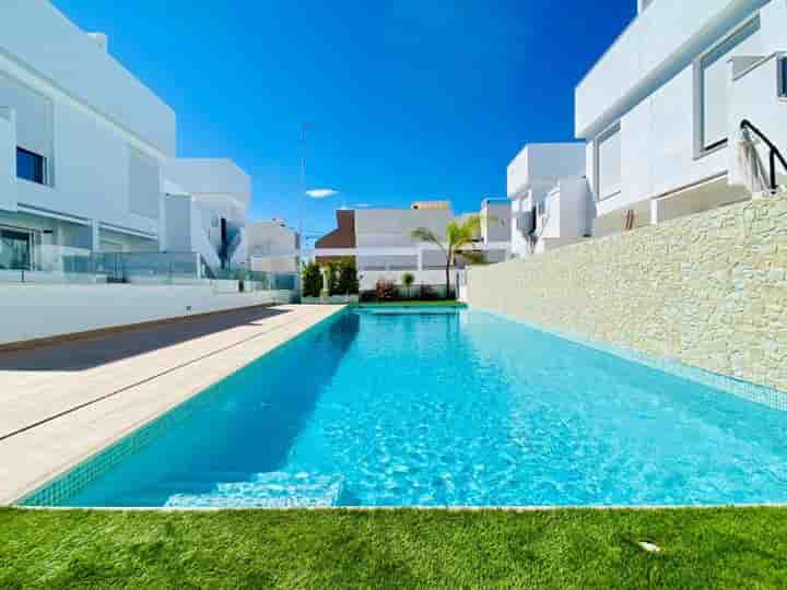 House for sale in Torre de la Horadada