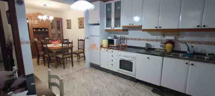 Apartamento en alquiler en Narón