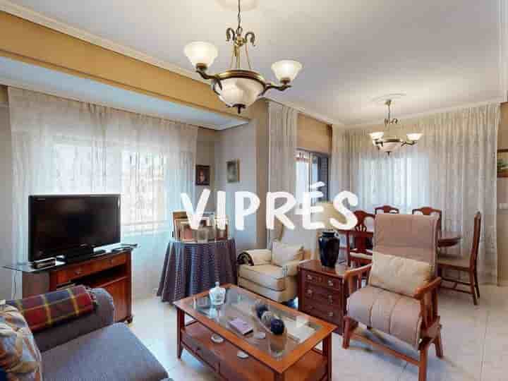 Apartment for sale in Cáceres‎