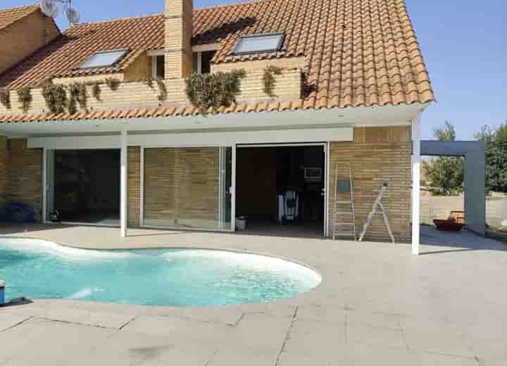 Maison à louer à Zaragoza