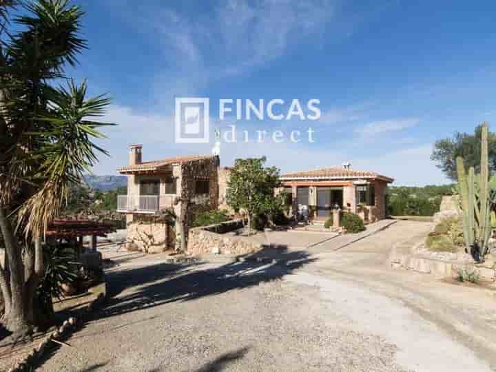 House for sale in Urbanizaciones