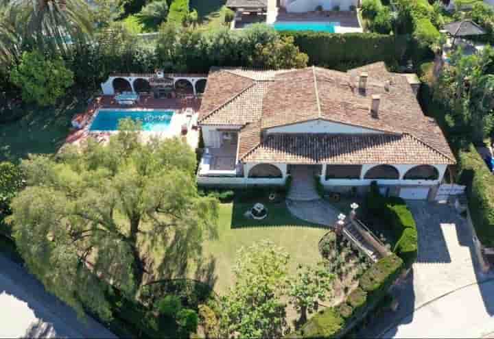 Casa en alquiler en Las Brisas