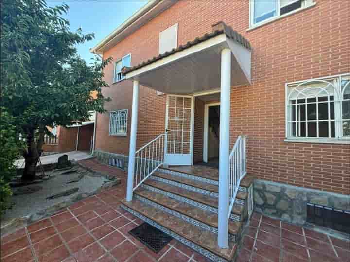 House for sale in Madrid