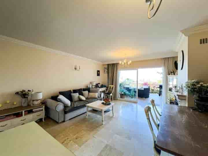 Apartamento en venta en Estepona