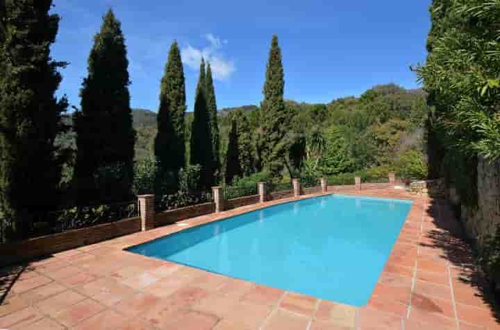 House for sale in Casares