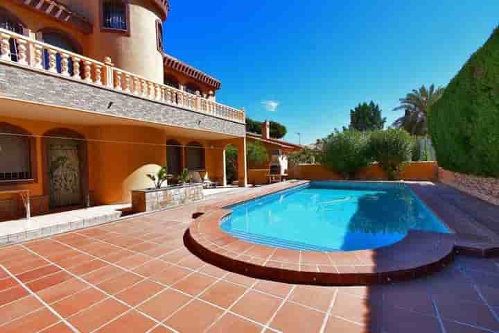 House for sale in Cartagena