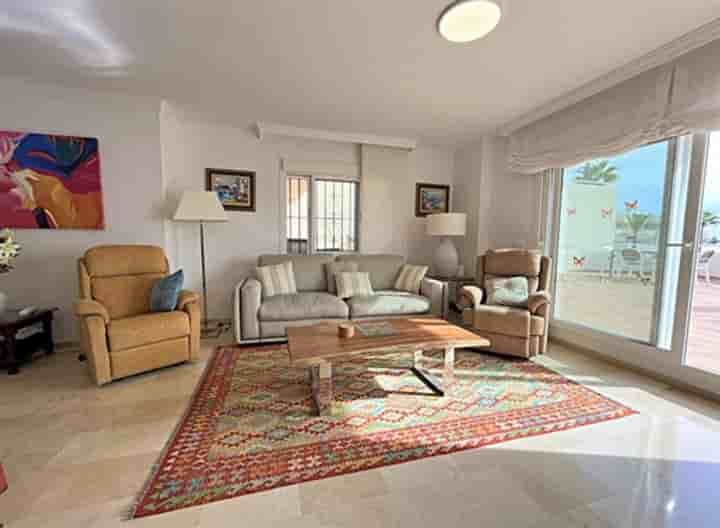 Apartamento en venta en Estepona