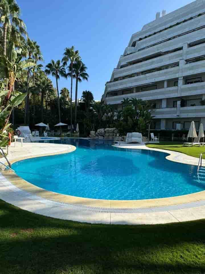 Apartamento en venta en Marbella