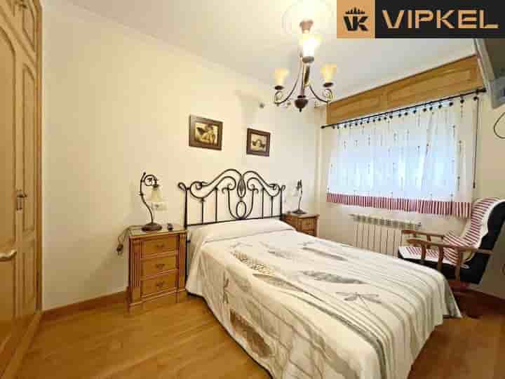 House for sale in Oroso
