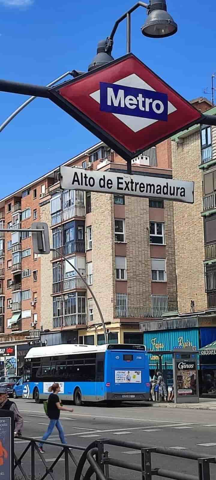 Apartamento para arrendar em Madrid