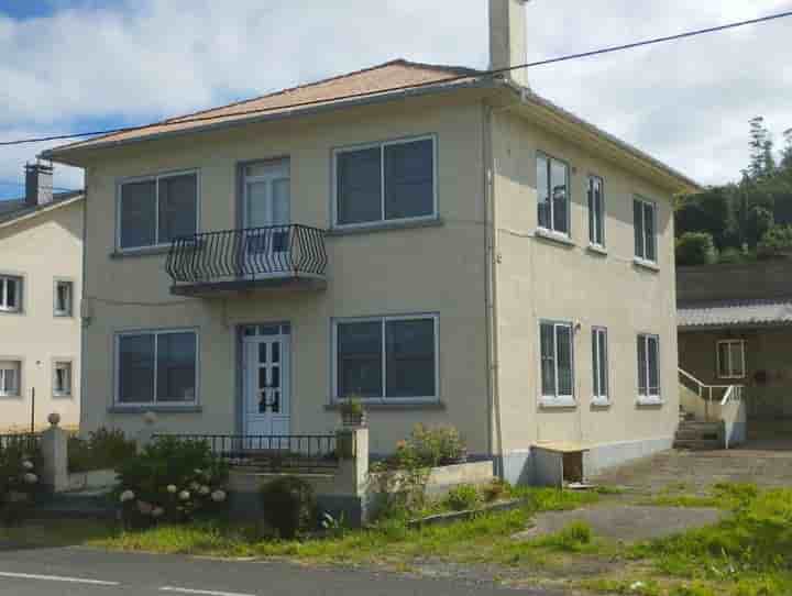 Casa para venda em Ortigueira