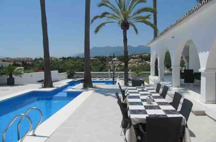 House for sale in Elviria