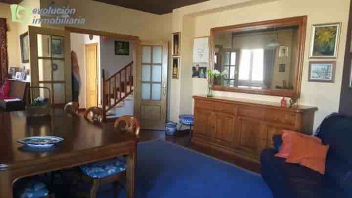 House for sale in Burgos