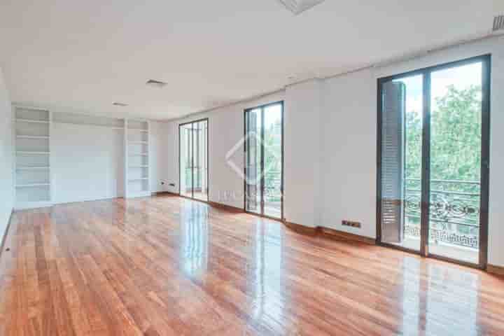 Apartment for sale in Madrid