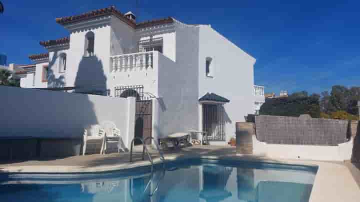 Maison à louer à Estepona