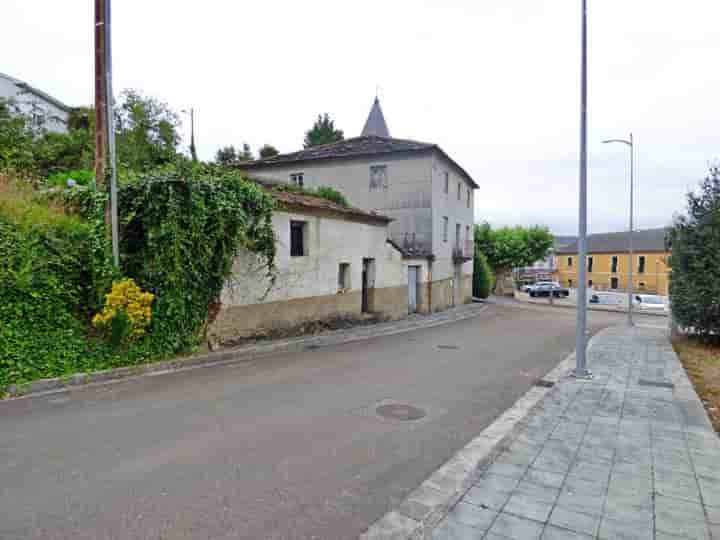 Haus zum Verkauf in Trabada