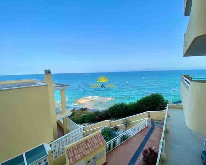 Apartamento para arrendar em Campoamor