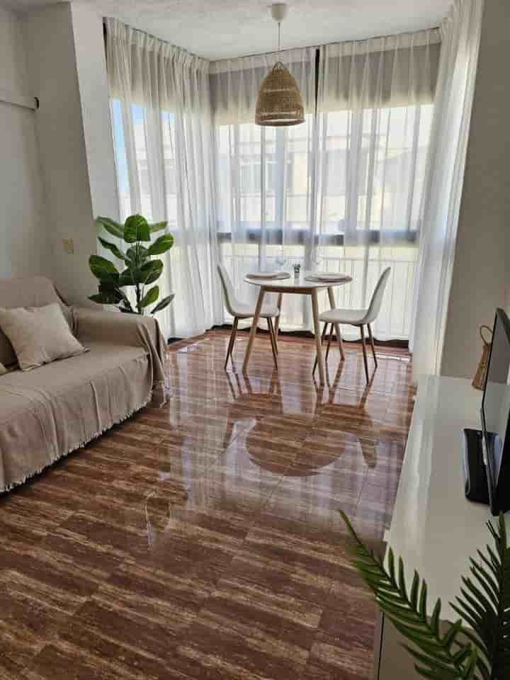 Apartment for sale in Manantiales - Estación de Autobuses