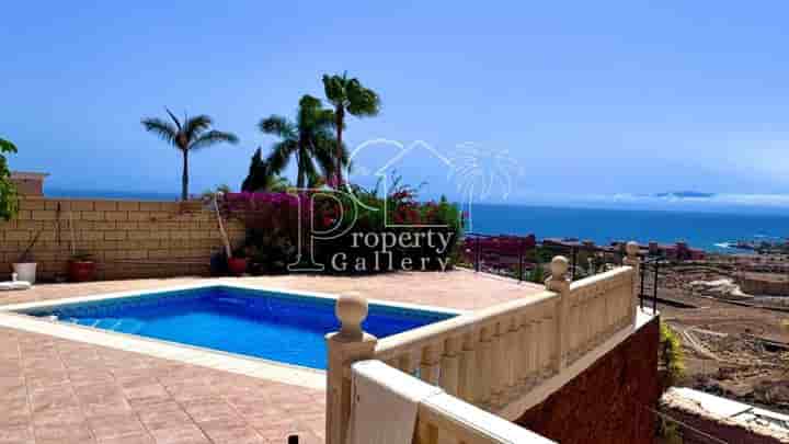 House for sale in Playa del Duque