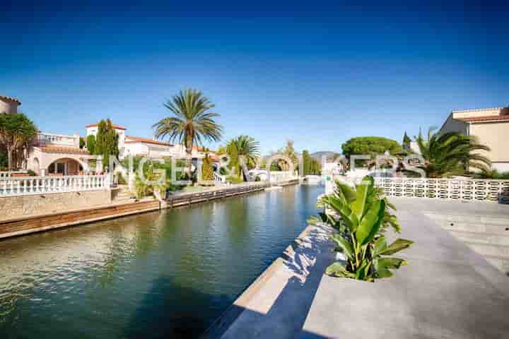 House for sale in Empuriabrava