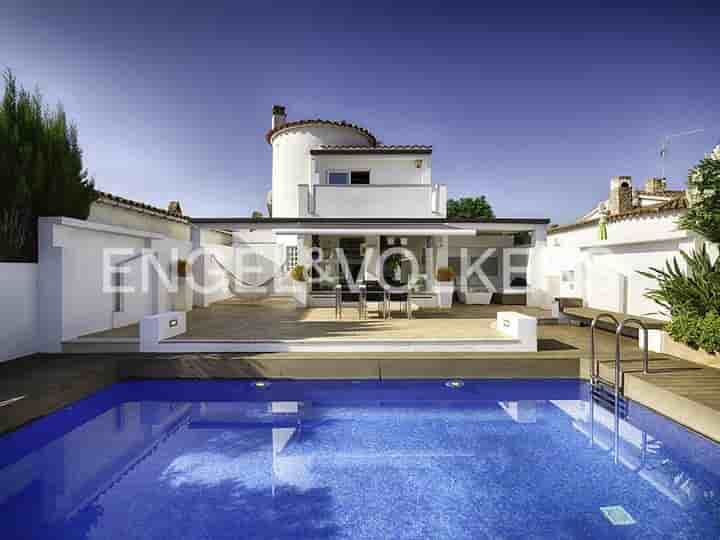 House for sale in Empuriabrava