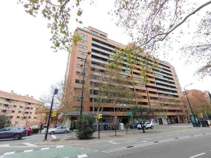 Apartamento en alquiler en Romareda