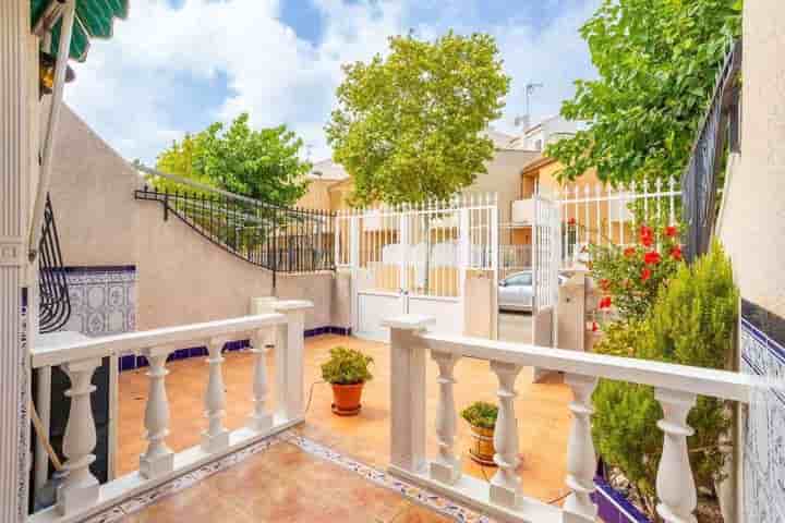 House for sale in Los Alcázares