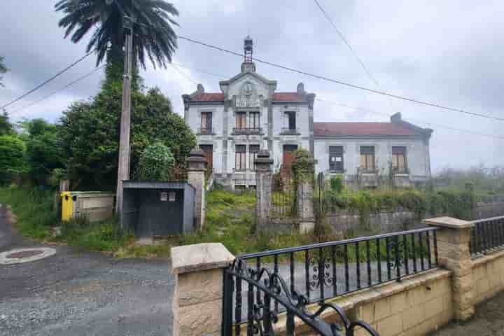 Maison à vendre à Ortigueira