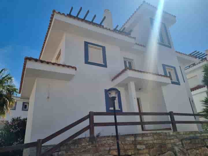 House for sale in La Duquesa