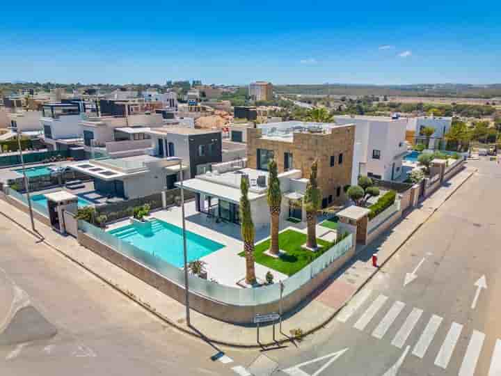 House for sale in Orihuela Costa