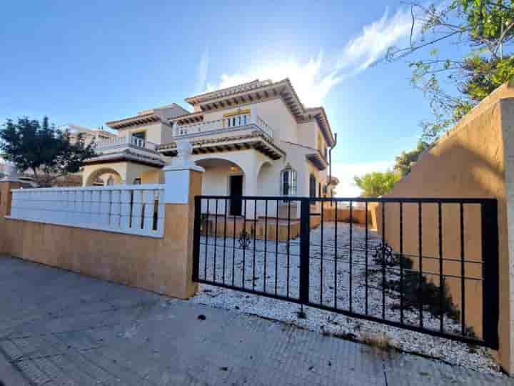 House for sale in Orihuela Costa