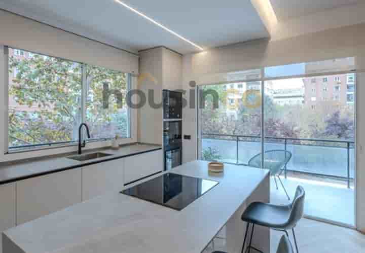 Apartment for sale in Madrid
