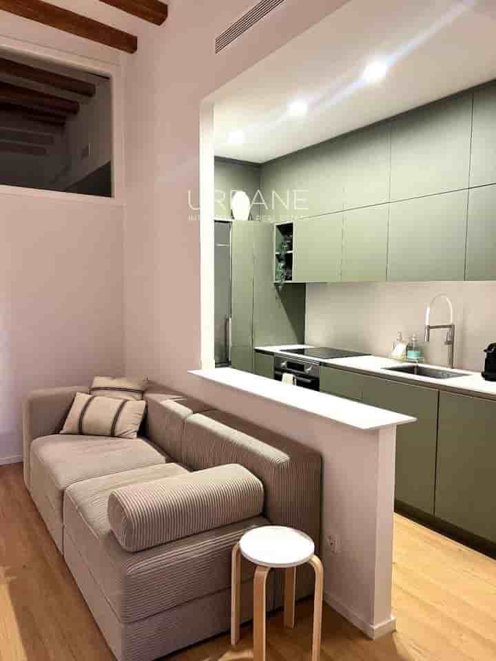 Apartamento para arrendar em Poblenou