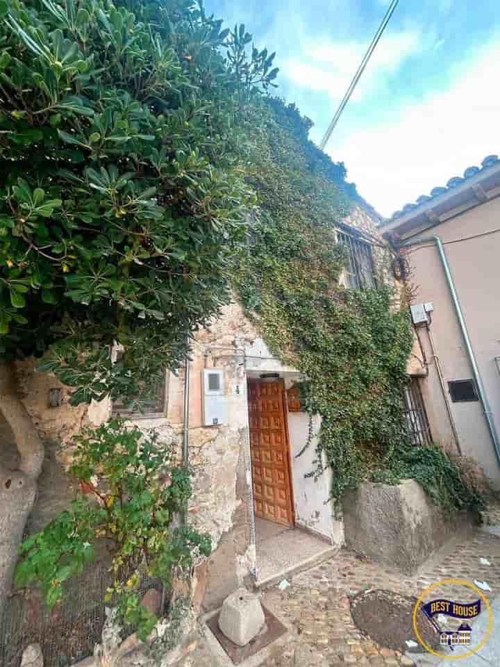 House for sale in Cuenca