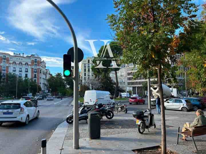 Apartment for sale in Madrid