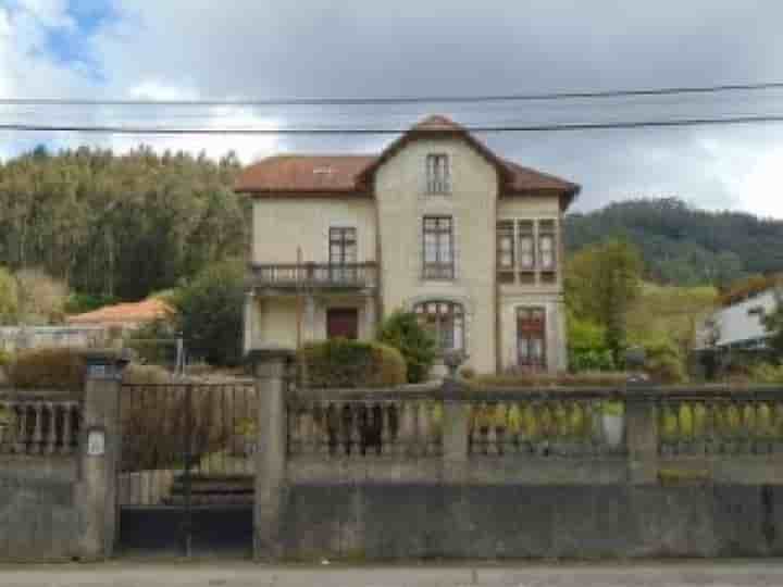 Haus zum Verkauf in Lugo