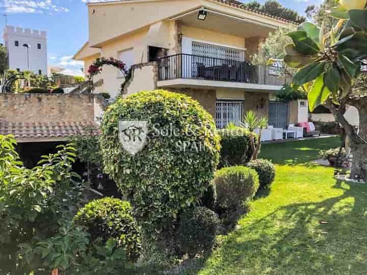 Haus zum Verkauf in Girona