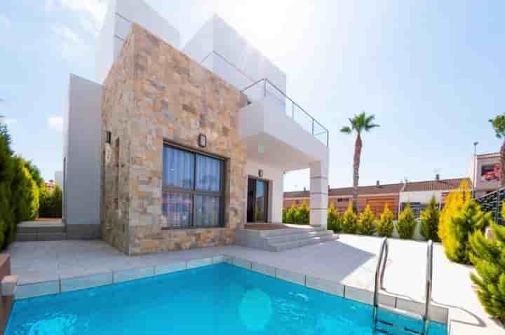 House for sale in Los Alcázares