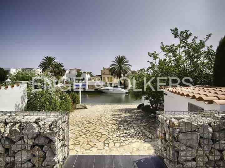 House for sale in Empuriabrava