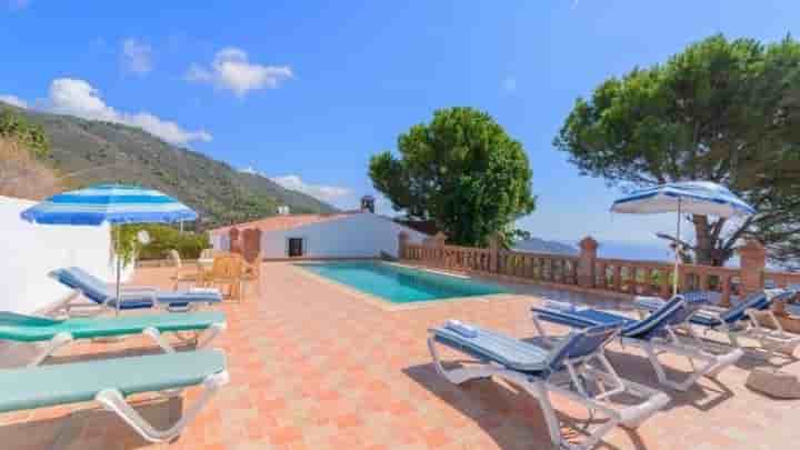 Maison à louer à Frigiliana