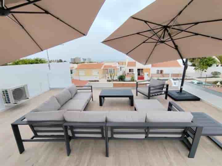 House for sale in Callao Salvaje