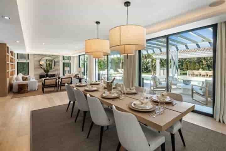 House for sale in Nueva Andalucia