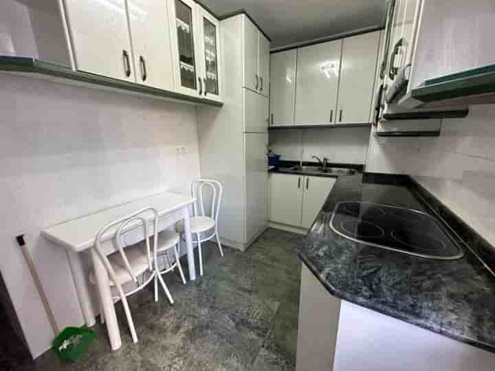 Apartamento para arrendar em Santander