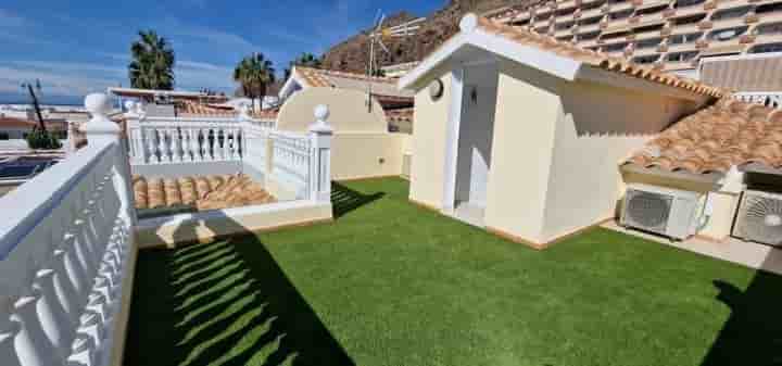 House for sale in Arona