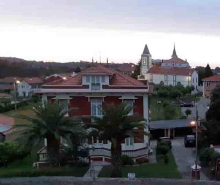 Casa para venda em Pravia