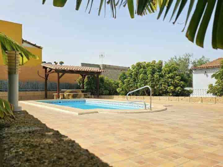 House for sale in Buzanada